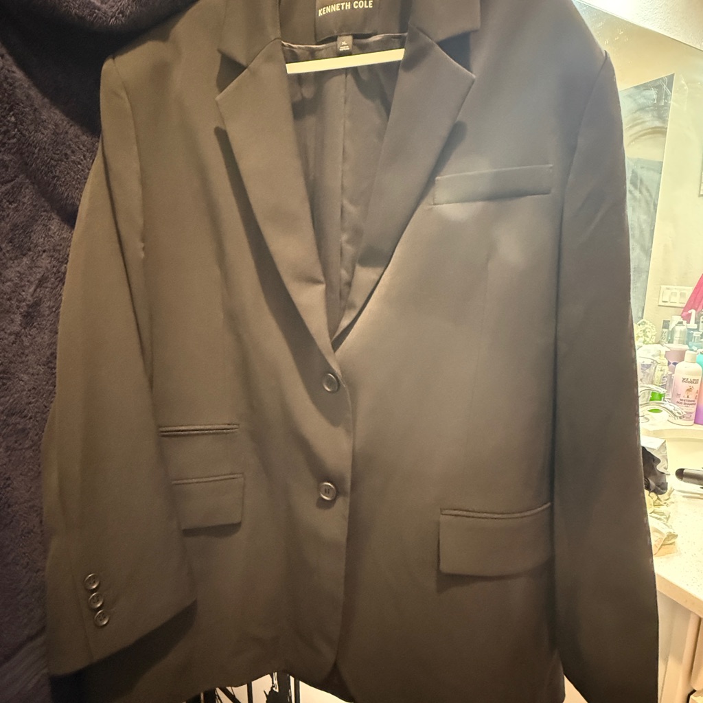 Kenneth Cole Women's Classic Black Suit Jacket